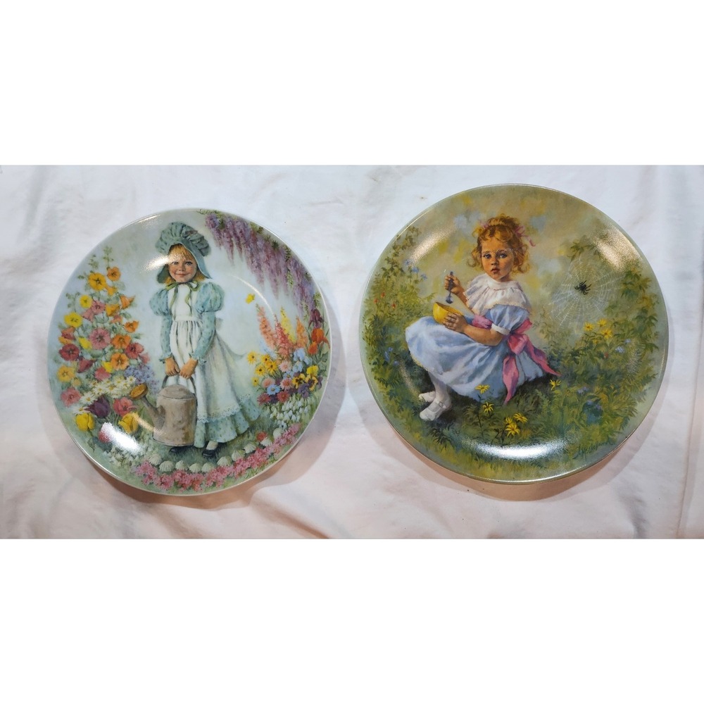 Reco Vintage Mother Goose-Little Miss Muffet/Marry Marry byJohn Mcclelland Plate